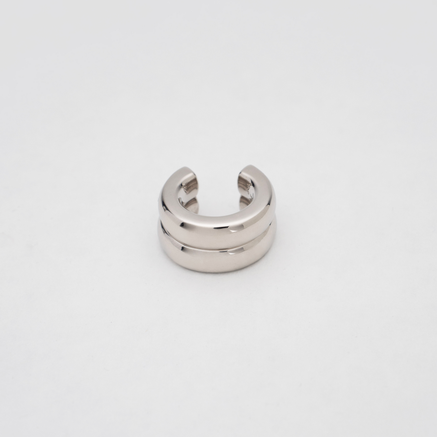El anillo: conjunto de plata