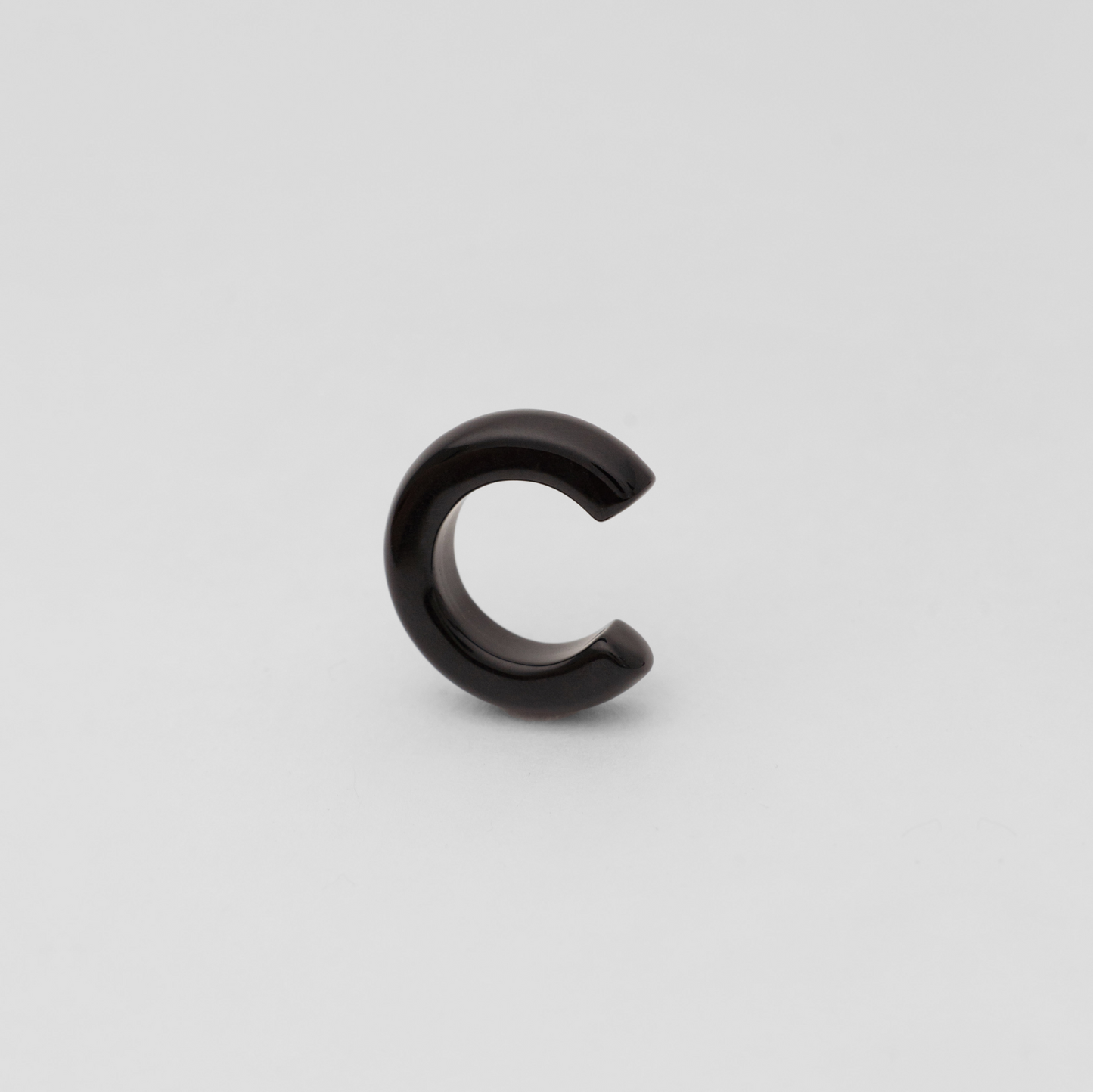 El anillo: ágata negra